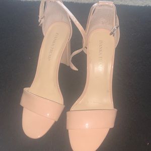 Im selling Ivanka Trump Shoes !